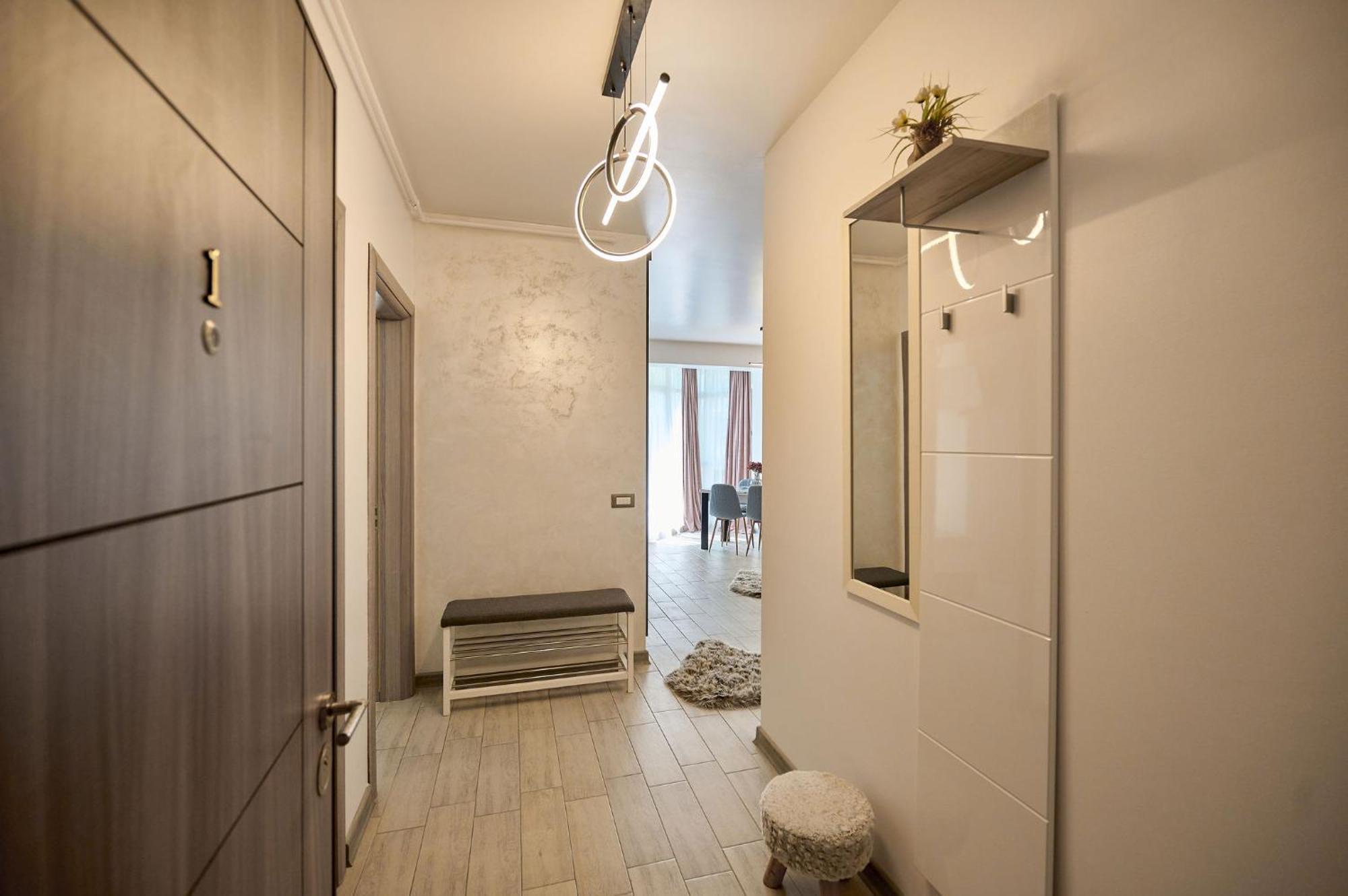 Maya Apartment- Spa N Pools Beach Resort Mamaia Ngoại thất bức ảnh