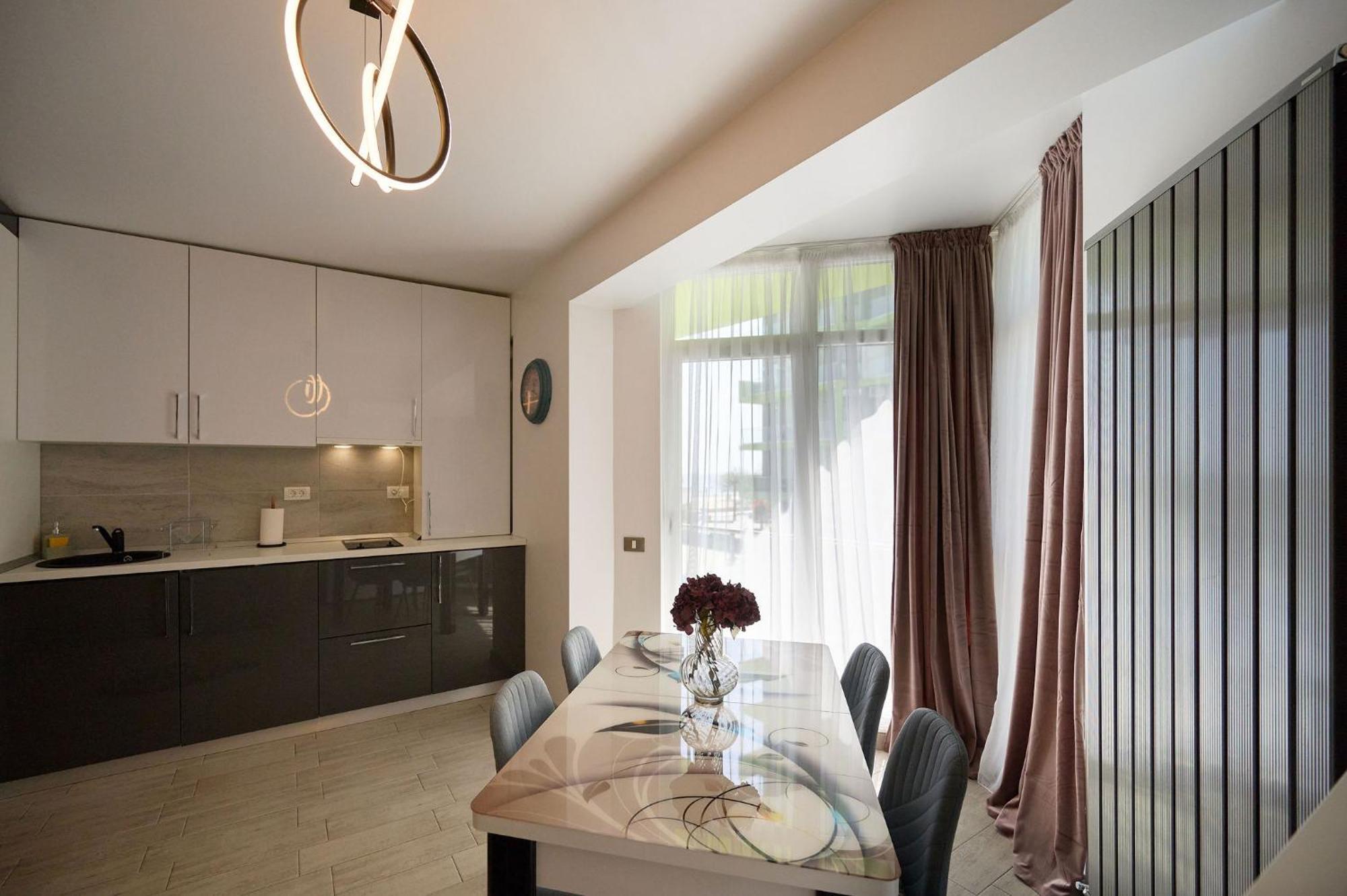 Maya Apartment- Spa N Pools Beach Resort Mamaia Ngoại thất bức ảnh